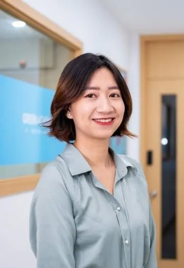 Cô Phạm Thị Tú Uyên